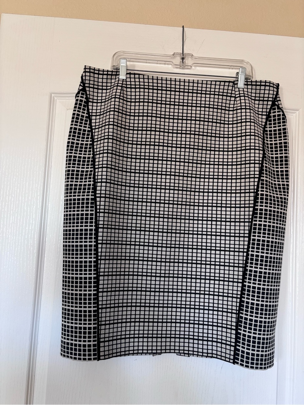 Lafayette 148 New York Black White Grid Pencil Skirt Colorblock Size 16